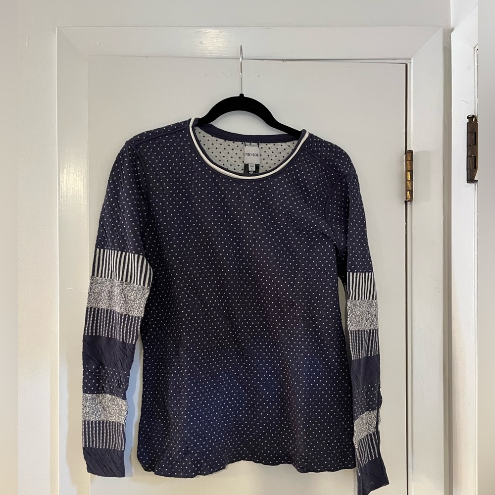 NIC+ZOE Navy and White Dot Crewneck Top